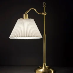 Levenger Amherst Table Lamp Antique Brass