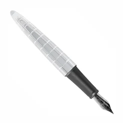 Levenger Diplomat Aero Rhomb Fountain Pen